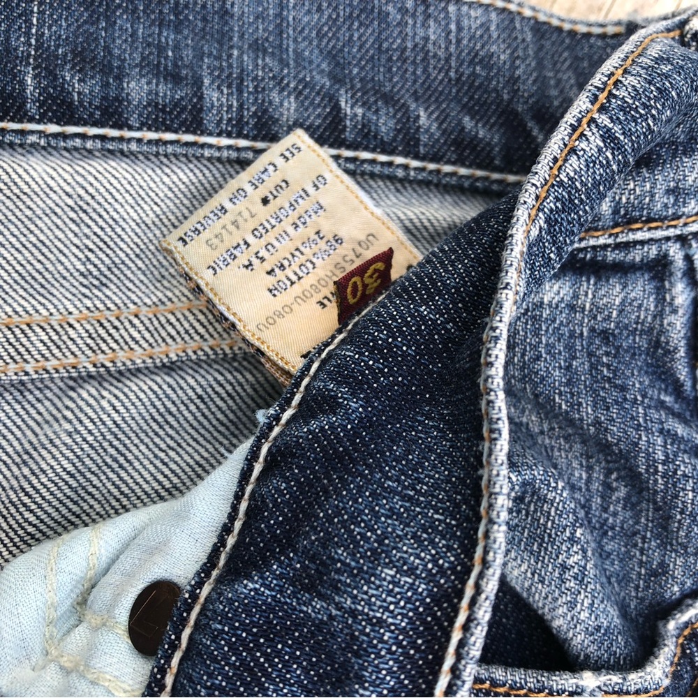 7 for all Mankind | Cutoff Shorts - Picture 3 of 4